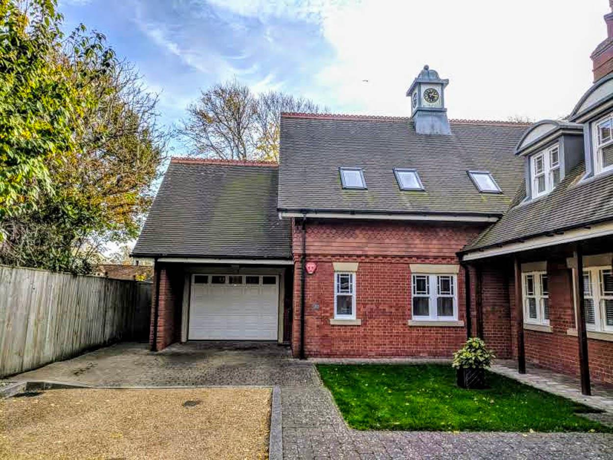 Property for Sale in Eastbourne. Town Property Eastbourne Estate Agents